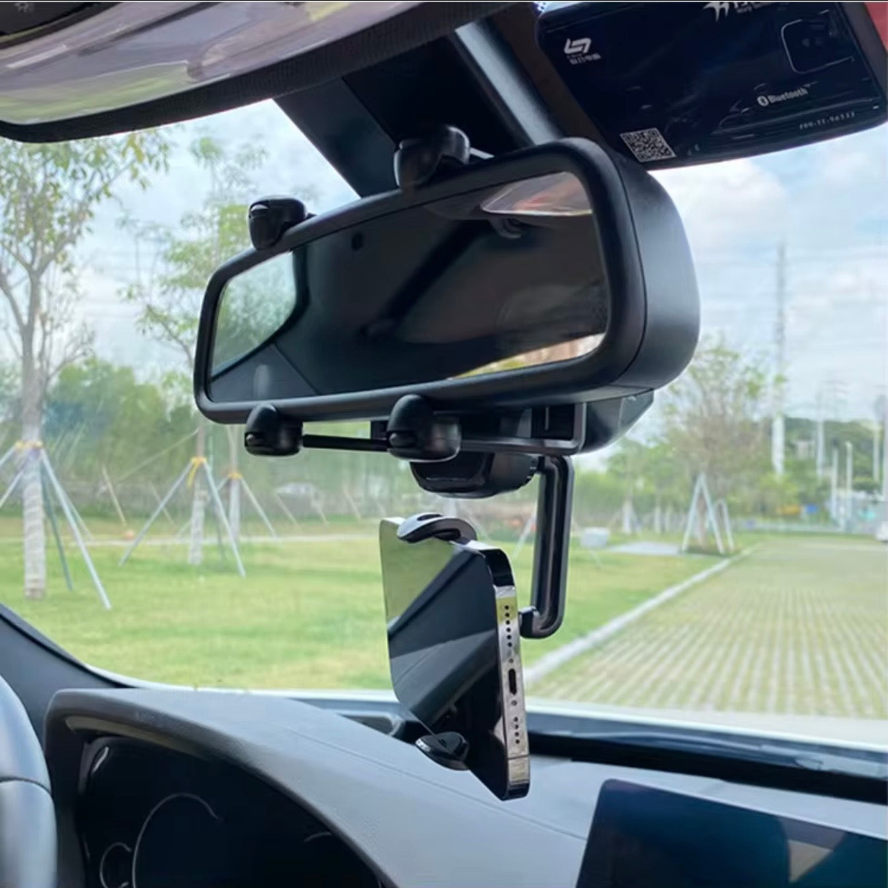 حامل مرآة الرؤية الخلفية العالمي للسيارة DriveAura™