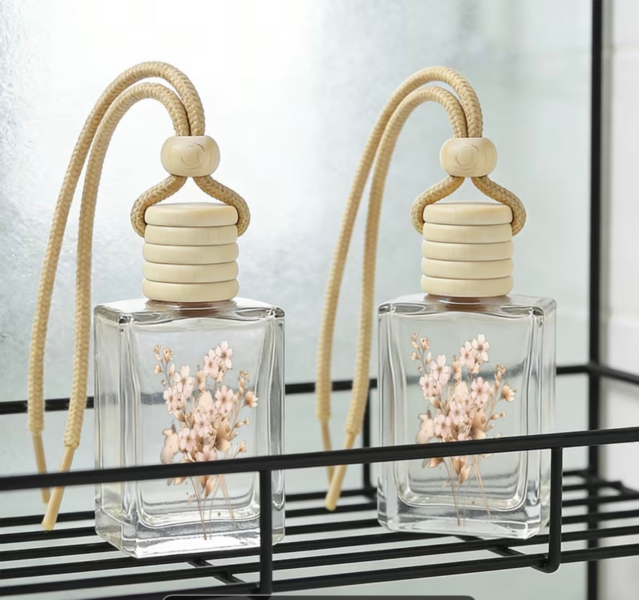 (قطعتان) زجاجة عطر سيارة صغيرة - معطر جو معلق (15 مل)